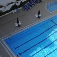 Brown & Convention Center Hotel 4*
