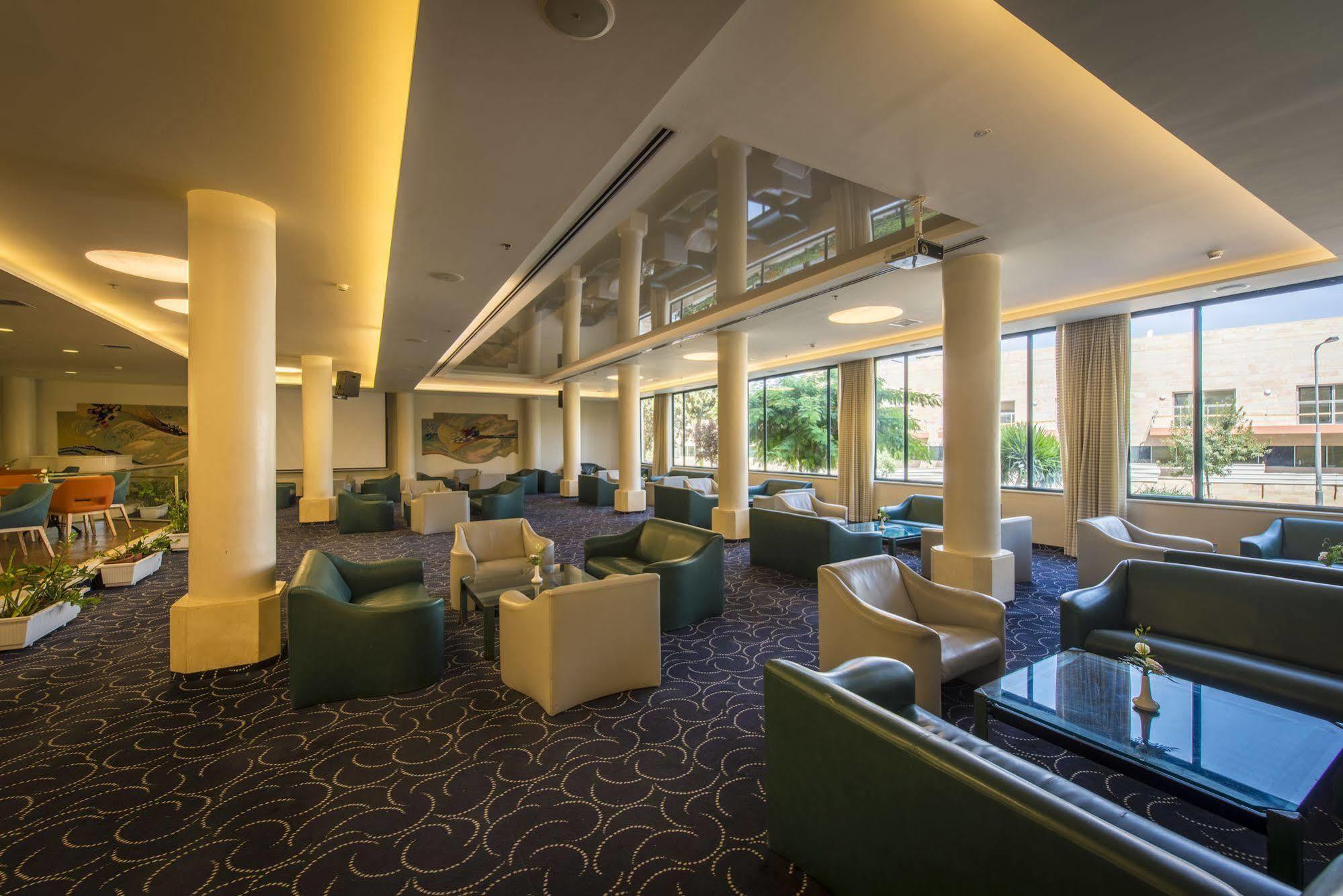 Brown & Convention Center Hotel